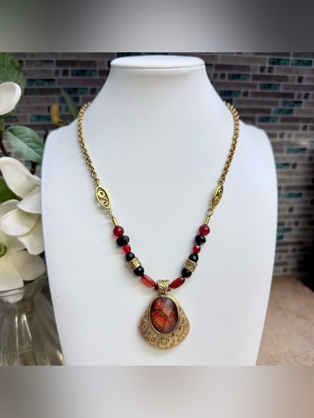 CHICO’S Vintage Designer Statement Necklace Brass Pendant Red Black Glass Beads